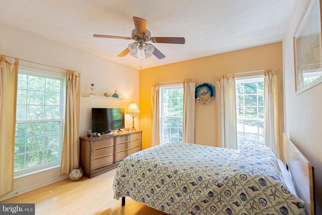 584 LAKE CAROLINE DR, Ruther Glen, VA 22546