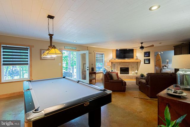 584 LAKE CAROLINE DR, Ruther Glen, VA 22546