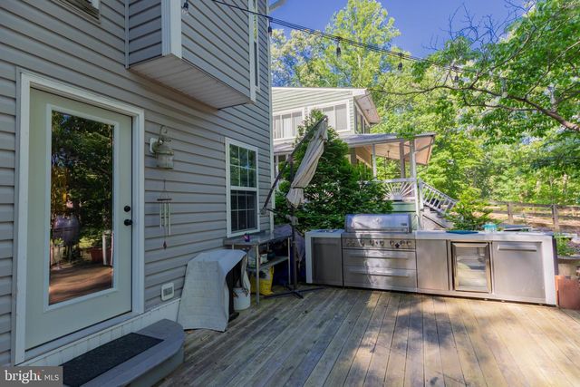 584 LAKE CAROLINE DR, Ruther Glen, VA 22546