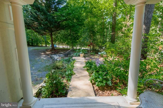 584 LAKE CAROLINE DR, Ruther Glen, VA 22546