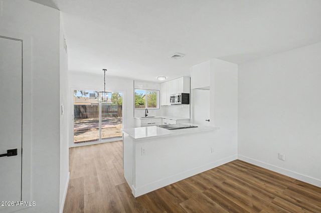 4520 E ALTA VISTA Road, Phoenix, AZ 85042