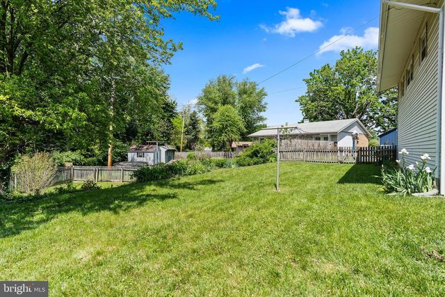 1123 OUTER DR, Hagerstown, MD 21742