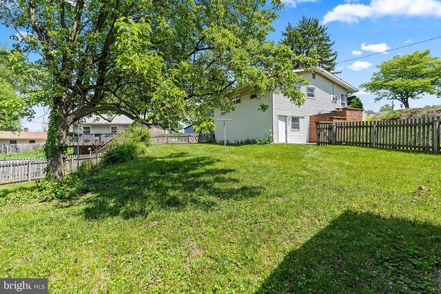 1123 OUTER DR, Hagerstown, MD 21742