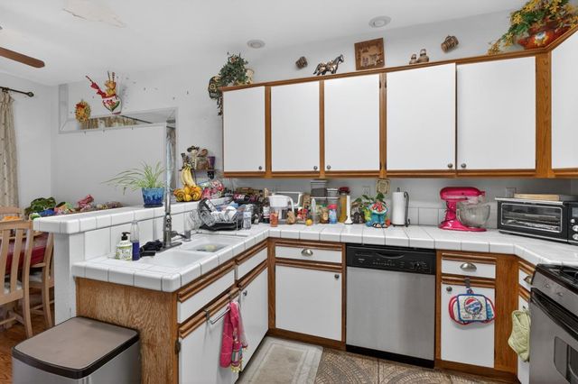 5530 Coral Creek Way, Elk Grove, CA 95758