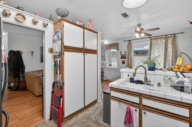 5530 Coral Creek Way, Elk Grove, CA 95758