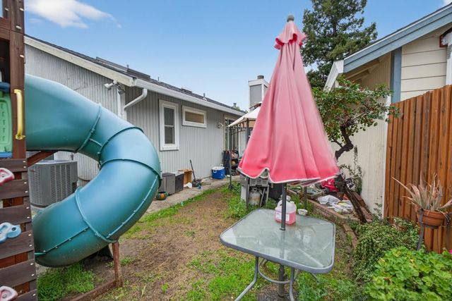 5530 Coral Creek Way, Elk Grove, CA 95758