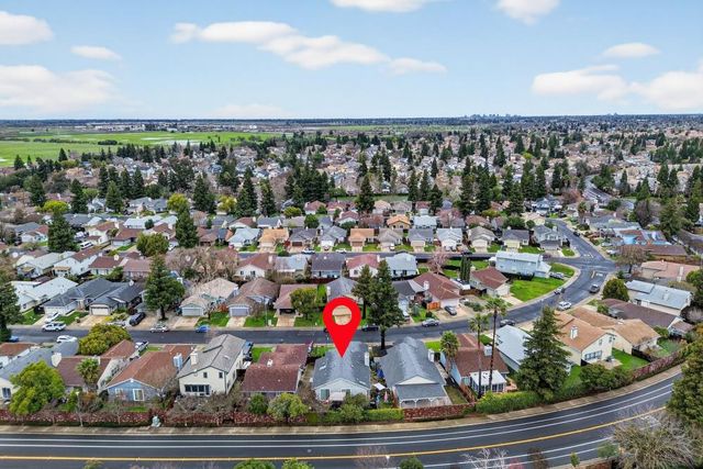 5530 Coral Creek Way, Elk Grove, CA 95758