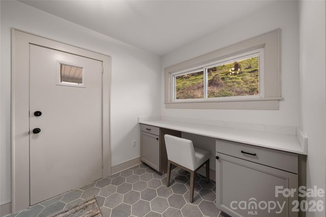 10 Sixth Street, Asheville, NC 28804