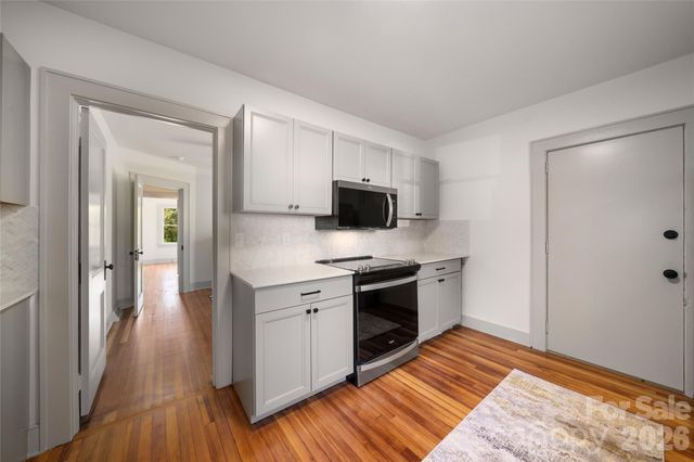 10 Sixth Street, Asheville, NC 28804