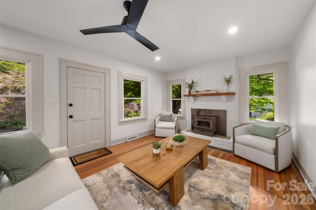 10 Sixth Street, Asheville, NC 28804