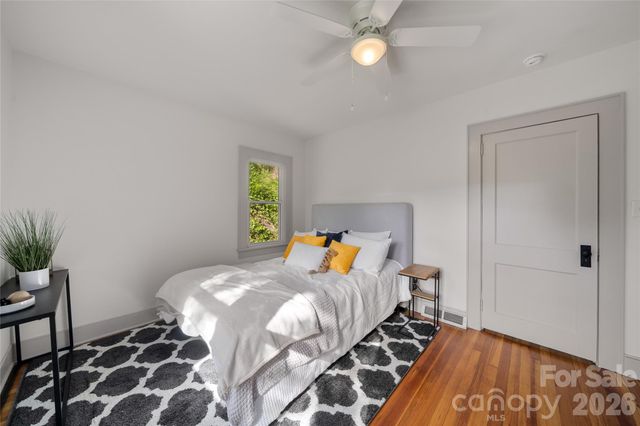 10 Sixth Street, Asheville, NC 28804