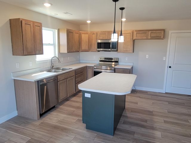 3121 POMPEY DR, Columbia, MO 65202