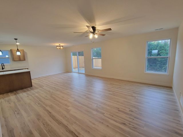 3121 POMPEY DR, Columbia, MO 65202