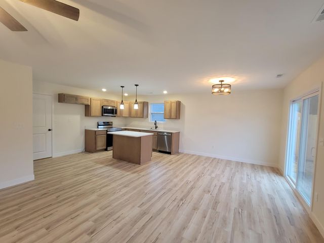 3121 POMPEY DR, Columbia, MO 65202