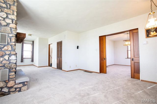 12772 Buckeye Road, Highland, IL 62249