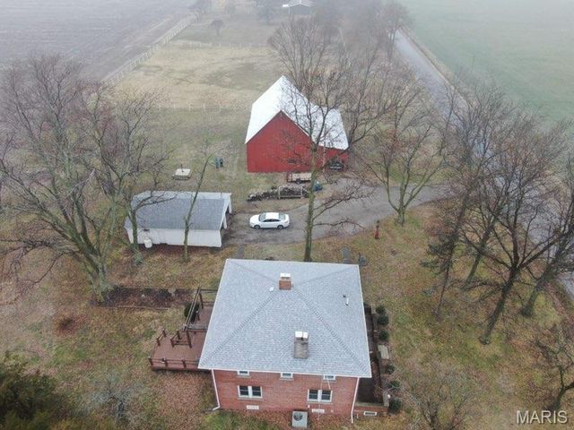 12772 Buckeye Road, Highland, IL 62249