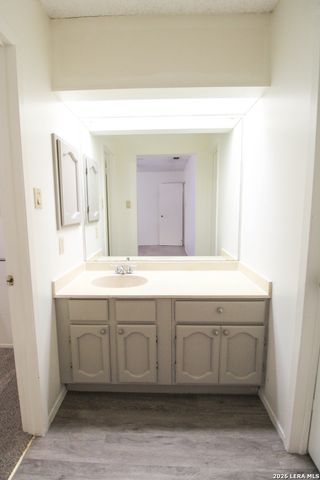 1327 Julienne, San Antonio, TX 78232