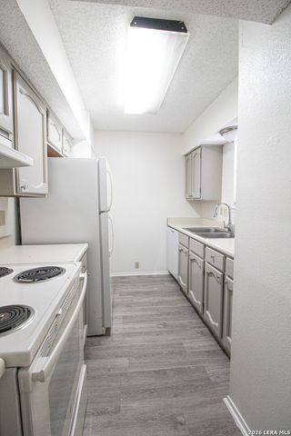 1327 Julienne, San Antonio, TX 78232