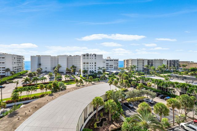 3589 S Ocean Boulevard 703, South Palm Beach, FL 33480