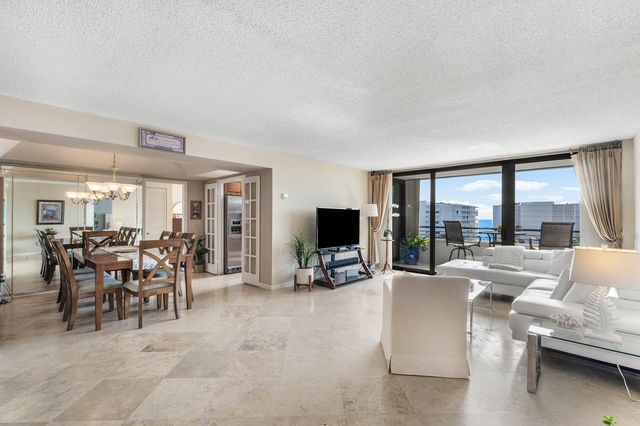 3589 S Ocean Boulevard 703, South Palm Beach, FL 33480