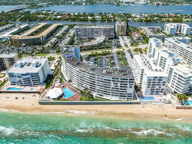 3589 S Ocean Boulevard 703, South Palm Beach, FL 33480