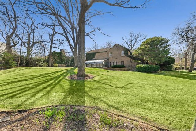 396 Sheridan Road, Glencoe, IL 60022