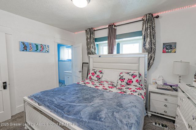 941 Maryland Avenue, Lansing, MI 48906