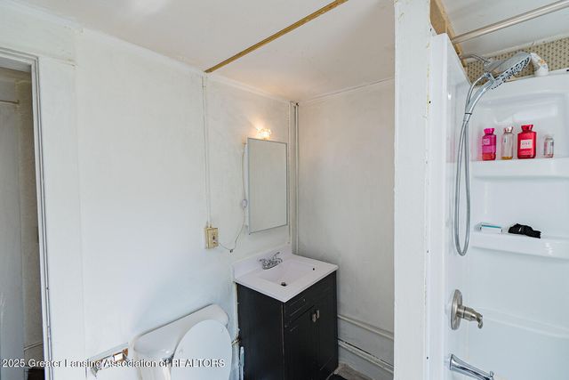 941 Maryland Avenue, Lansing, MI 48906