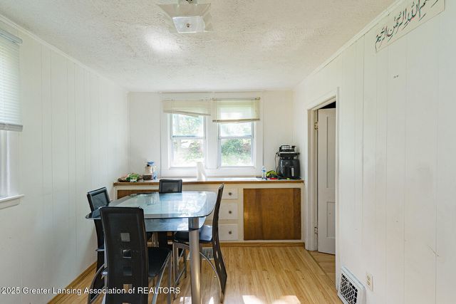 941 Maryland Avenue, Lansing, MI 48906