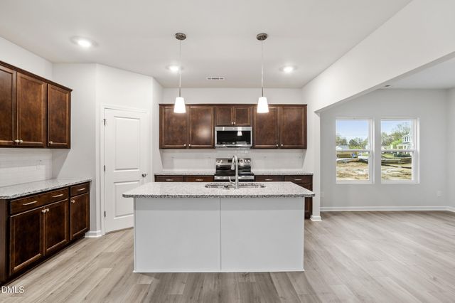 70 Alice Trace Place 32, Angier, NC 27501