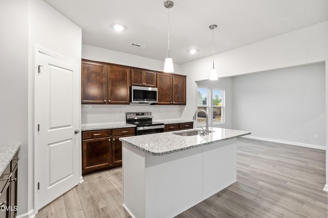 70 Alice Trace Place 32, Angier, NC 27501