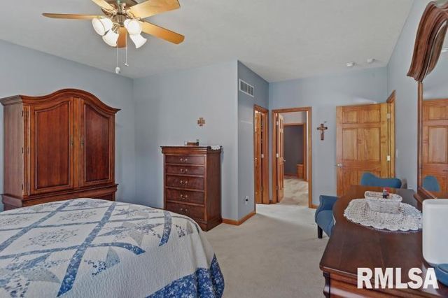 4377 Old Salem Lane, Springfield, IL 62711