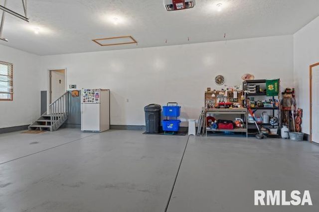 4377 Old Salem Lane, Springfield, IL 62711