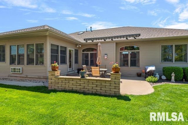 4377 Old Salem Lane, Springfield, IL 62711