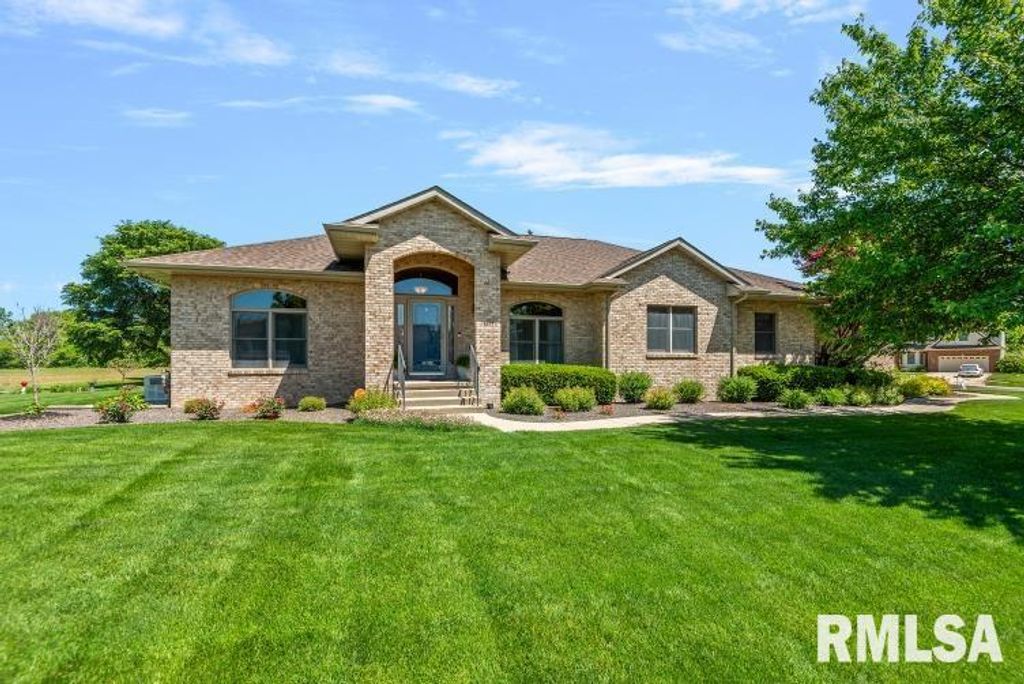4377 Old Salem Lane, Springfield, IL 62711