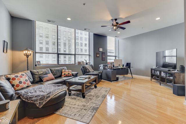 350 N Meridian Street 411, Indianapolis, IN 46204