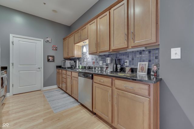 350 N Meridian Street 411, Indianapolis, IN 46204
