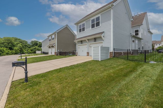 9560 Dresden Sq, Brentwood, TN 37027