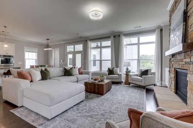 9560 Dresden Sq, Brentwood, TN 37027