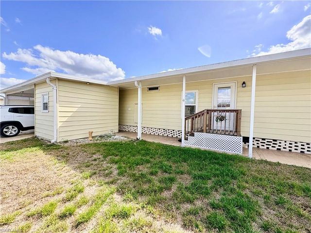 3170 Running Deer DR, North Fort Myers, FL 33917