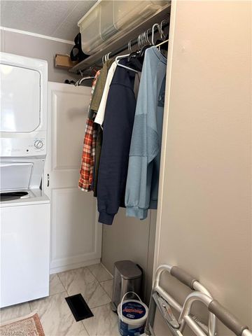 3170 Running Deer DR, North Fort Myers, FL 33917