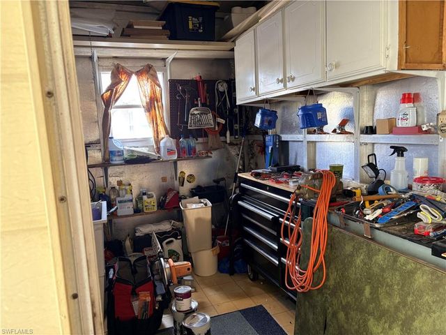 3170 Running Deer DR, North Fort Myers, FL 33917