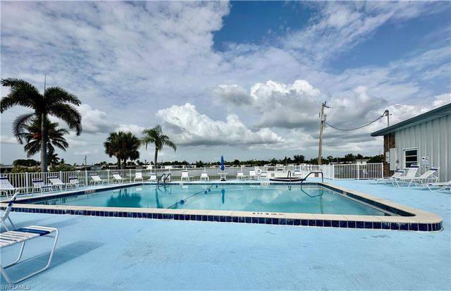 3170 Running Deer DR, North Fort Myers, FL 33917