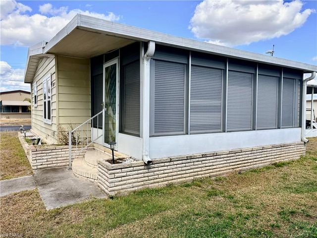 3170 Running Deer DR, North Fort Myers, FL 33917