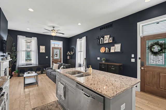 324 W 9th Street, Newport, KY 41071