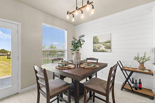 3727 Columbia, Cibolo, TX 78108