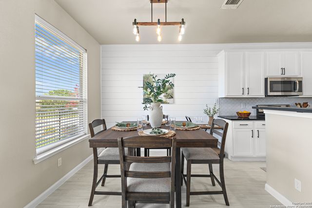 3727 Columbia, Cibolo, TX 78108