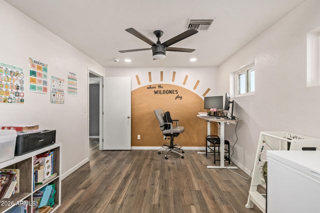 1925 E GREASEWOOD Street, Apache Junction, AZ 85119