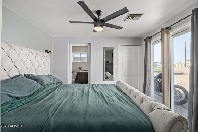 1925 E GREASEWOOD Street, Apache Junction, AZ 85119