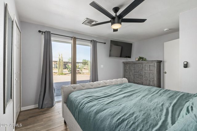 1925 E GREASEWOOD Street, Apache Junction, AZ 85119